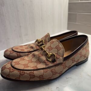 Gucci Jordaan Horsebit Flat Loafer Size 6 GG Monogram Canvas Beige Rust